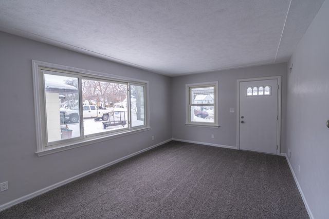 1060 Green Street, Muskegon, MI 49442