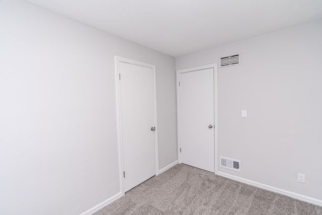 1060 Green Street, Muskegon, MI 49442