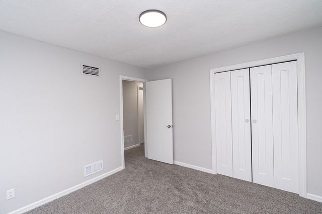 1060 Green Street, Muskegon, MI 49442