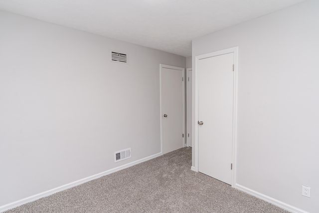 1060 Green Street, Muskegon, MI 49442