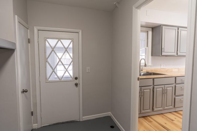 1060 Green Street, Muskegon, MI 49442