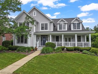 1546 Midway Lane, Glenview, IL 60026