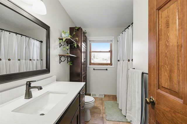 6593 Crownpointe Drive, Byron Center, MI 49315