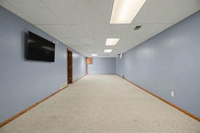 6593 Crownpointe Drive, Byron Center, MI 49315