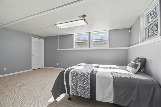 6593 Crownpointe Drive, Byron Center, MI 49315