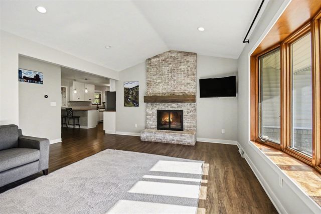 6593 Crownpointe Drive, Byron Center, MI 49315