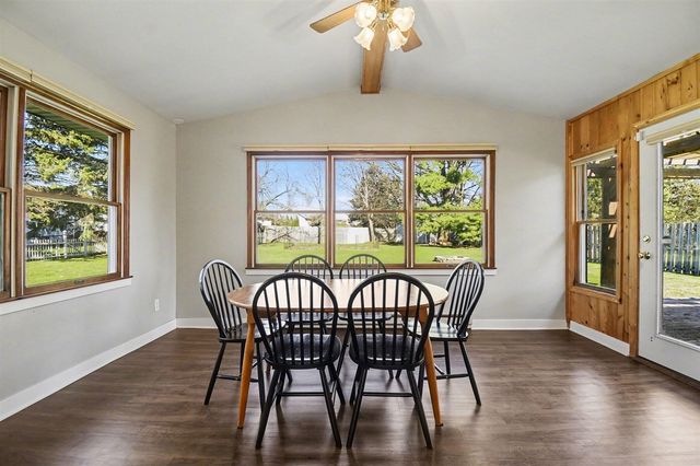 6593 Crownpointe Drive, Byron Center, MI 49315