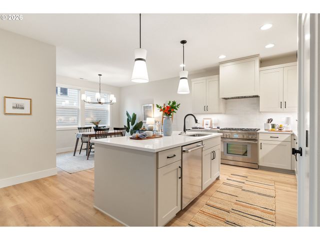 2803 Nw 114TH Ter, Portland, OR 97229