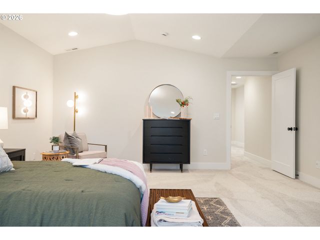 2803 Nw 114TH Ter, Portland, OR 97229