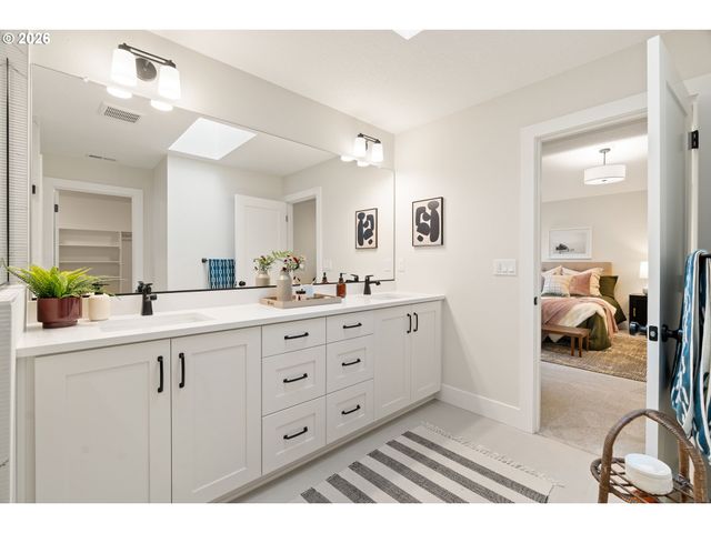 2803 Nw 114TH Ter, Portland, OR 97229