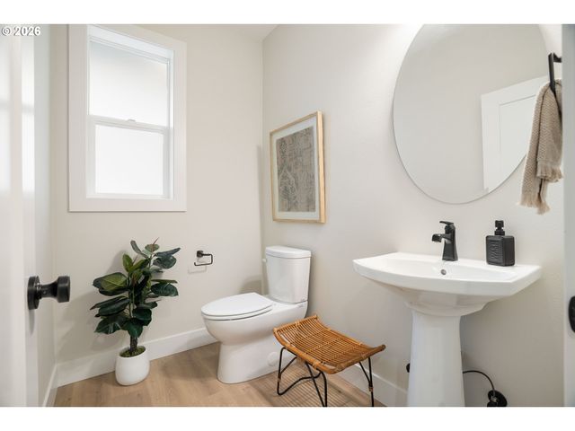 2803 Nw 114TH Ter, Portland, OR 97229