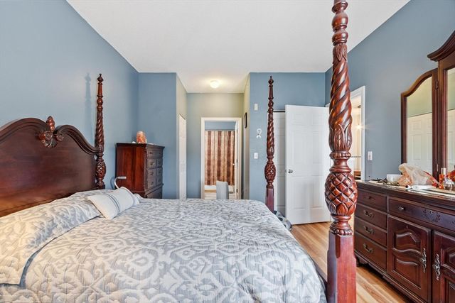 21 Hampshire Road 408, Methuen, MA 01844