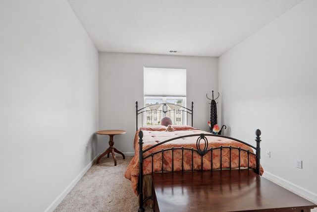 21 Hampshire Road 408, Methuen, MA 01844