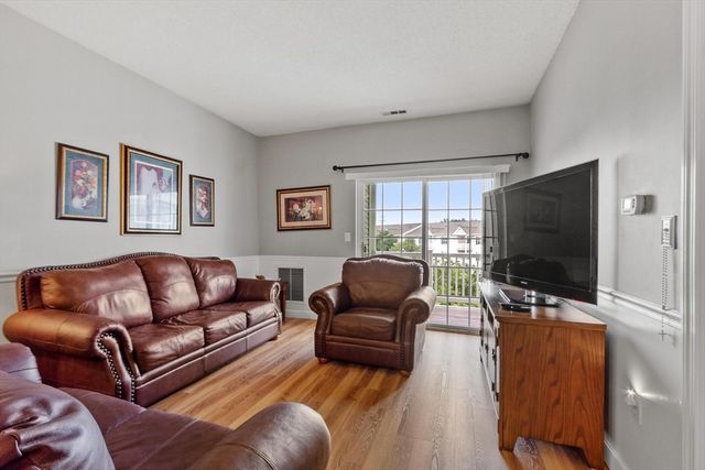 21 Hampshire Road 408, Methuen, MA 01844