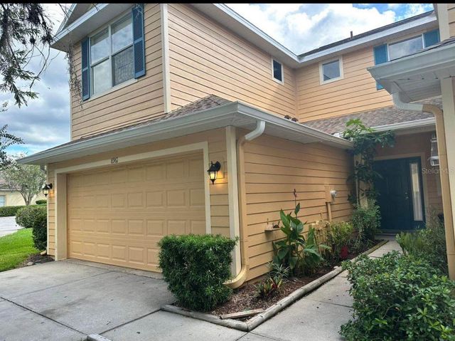 8961 IRON OAK AVENUE, Tampa, FL 33647