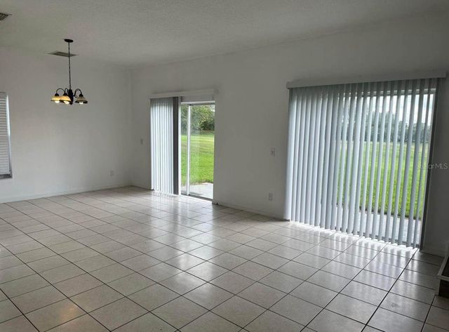 8961 IRON OAK AVENUE, Tampa, FL 33647