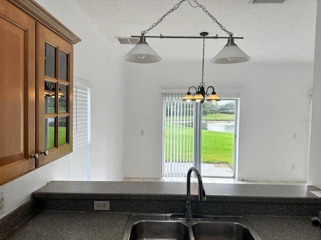 8961 IRON OAK AVENUE, Tampa, FL 33647