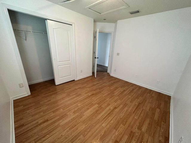 8961 IRON OAK AVENUE, Tampa, FL 33647