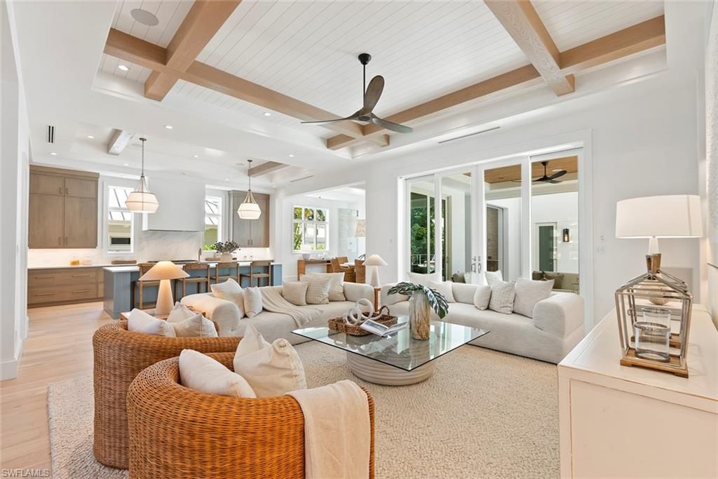 544 13th AVE S, NAPLES, FL 34102 — photo 3