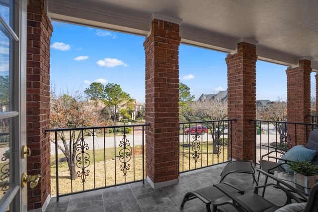 63 N Windsail Place, The Woodlands, TX 77381