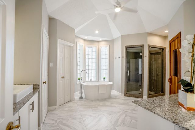 63 N Windsail Place, The Woodlands, TX 77381