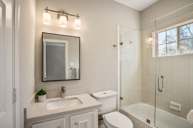 63 N Windsail Place, The Woodlands, TX 77381