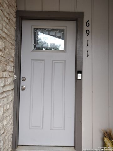 6911 Forest Grove, San Antonio, TX 78240