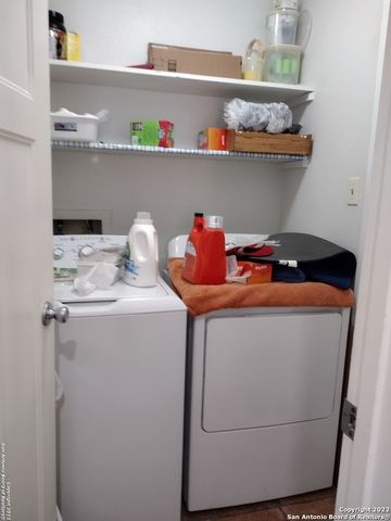 6911 Forest Grove, San Antonio, TX 78240