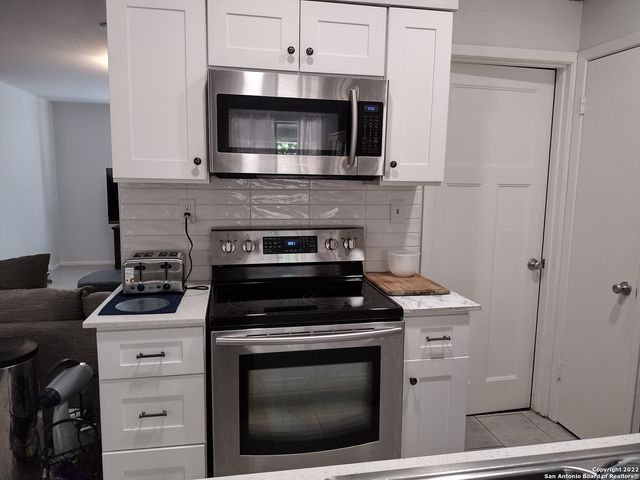 6911 Forest Grove, San Antonio, TX 78240