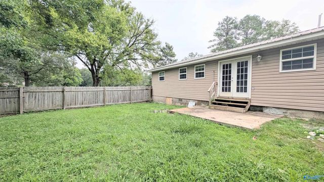 652 Jackson Trail SW, Attalla, AL 35954