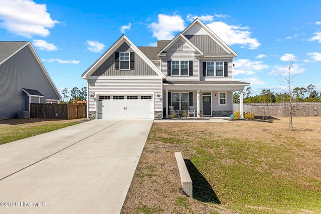 631 Aria Lane, Hubert, NC 28539