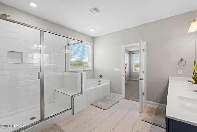 631 Aria Lane, Hubert, NC 28539