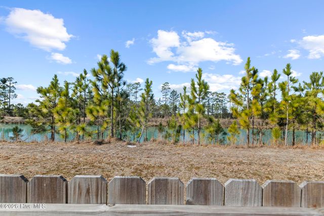 631 Aria Lane, Hubert, NC 28539