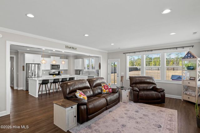 631 Aria Lane, Hubert, NC 28539