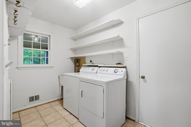 7705 IVYMOUNT TER, Rockville, MD 20854
