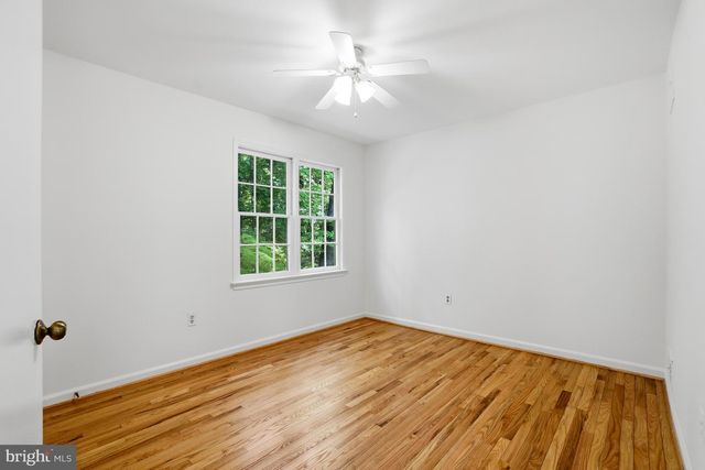 7705 IVYMOUNT TER, Rockville, MD 20854