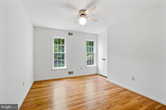 7705 IVYMOUNT TER, Rockville, MD 20854