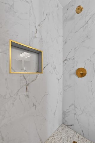 2301 Providence Court E, Naperville, IL 60565