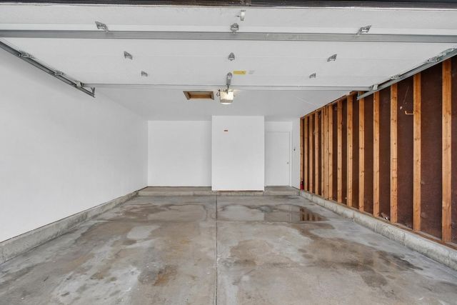 2301 Providence Court E, Naperville, IL 60565