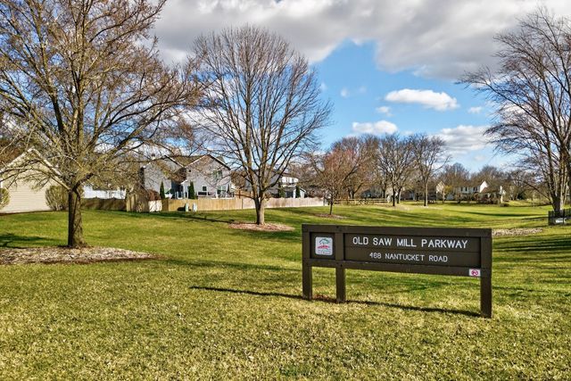 2301 Providence Court E, Naperville, IL 60565