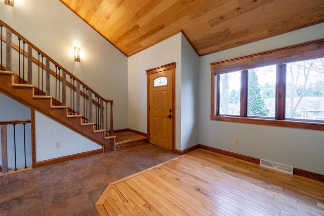 712 N 48TH AVENUE, Wausau, WI 54401