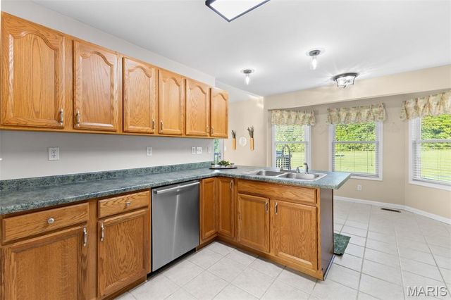 1036 Ridgewood Farms Road, Farmington, MO 63640