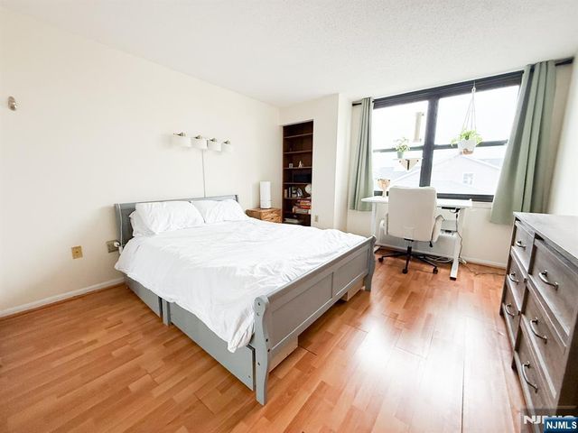 200 Division 4J, Cliffside Park, NJ 07010