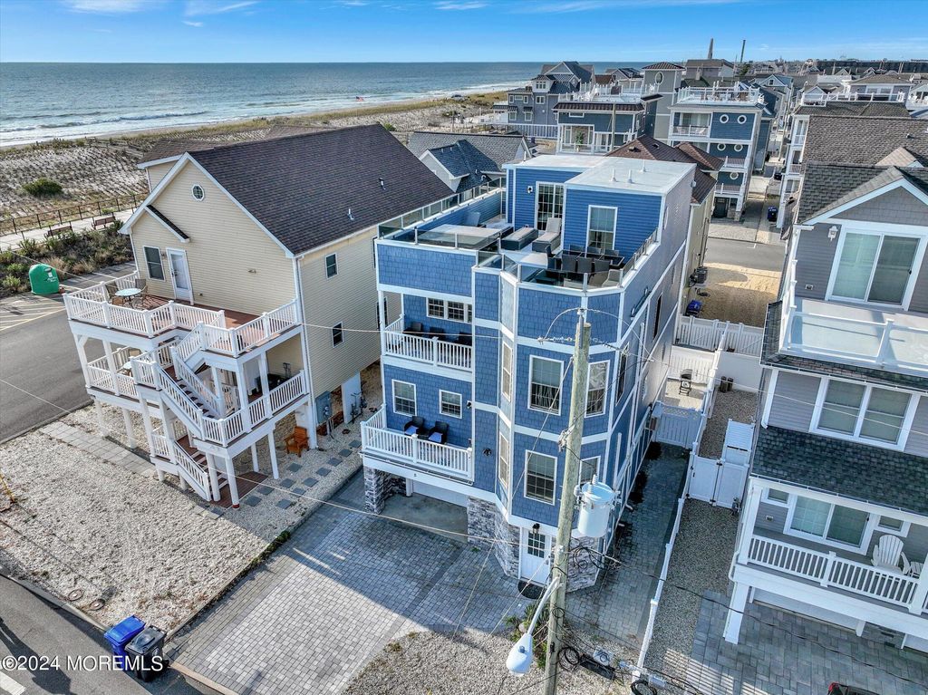 5 Fielder Avenue, Ortley Beach, NJ 08751