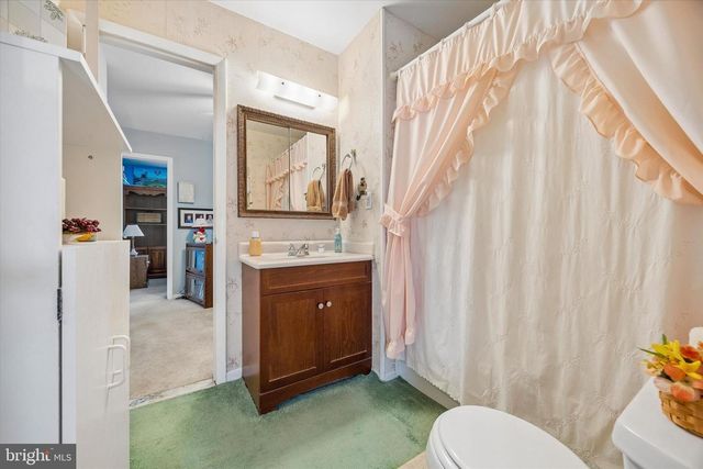 3 WILLOW CT, Newtown, PA 18940