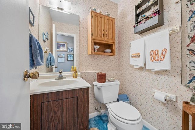 3 WILLOW CT, Newtown, PA 18940