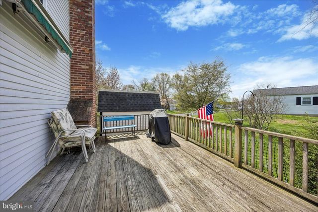 3 WILLOW CT, Newtown, PA 18940