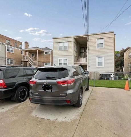 2626 W Balmoral Avenue 201, Chicago, IL 60625