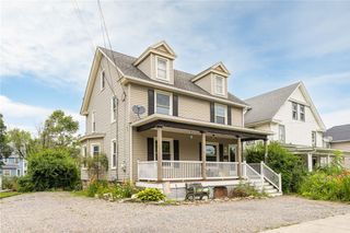 220 West Avenue, Canandaigua City, NY 14424