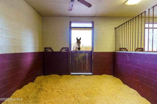 300 Good Barn Road, Vass, NC 28394